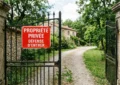 Panneau défense d&rsquo;entrer : sécurisez votre propriété privée